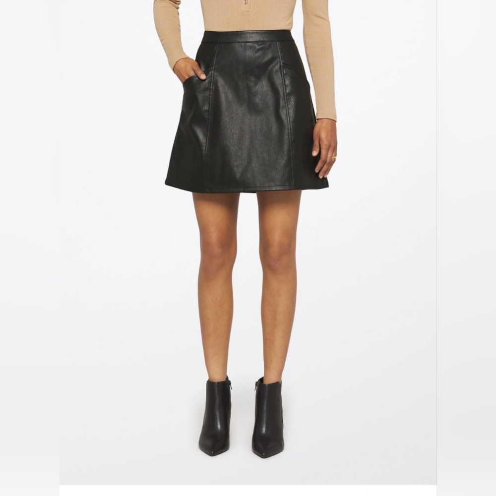 Vero Moda Pernille black coated faux leather skirt